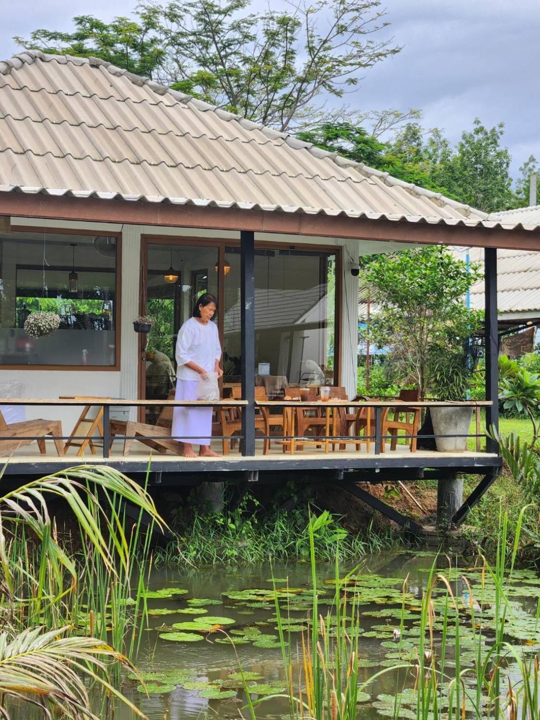 The Duck Cafe And Resort Трат Екстер'єр фото