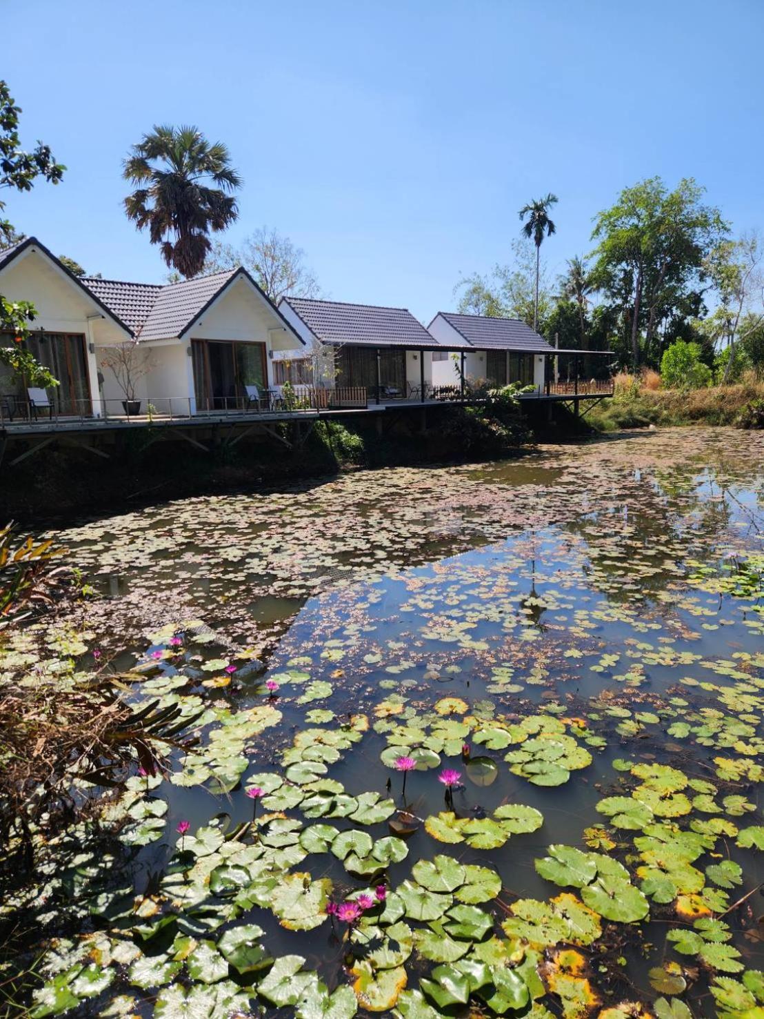 The Duck Cafe And Resort Трат Екстер'єр фото